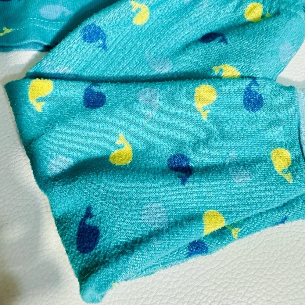 Kids Whale Print Pajamas Cocomelon pajama set for 12-18 months old snug fit GUC